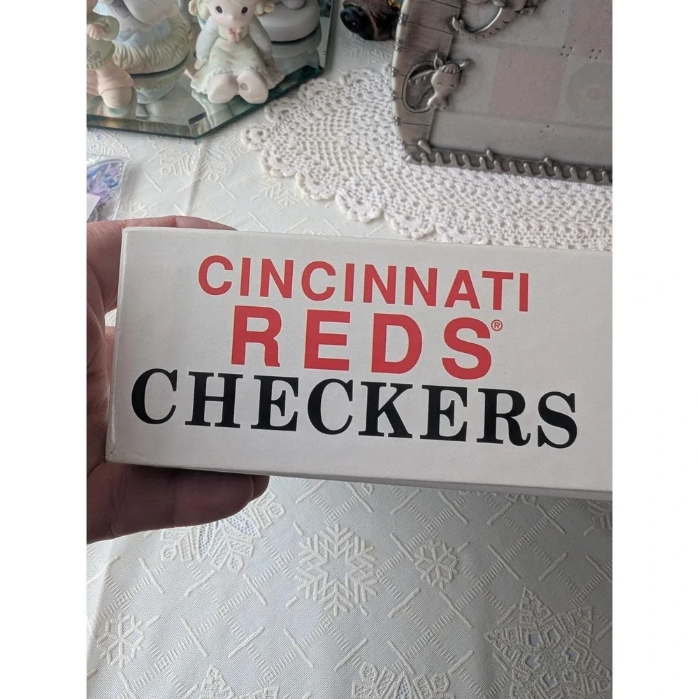 MLB Cincinnati Reds Checkers Game 2002 Mini Helmet Pieces Incomplete Missing 1